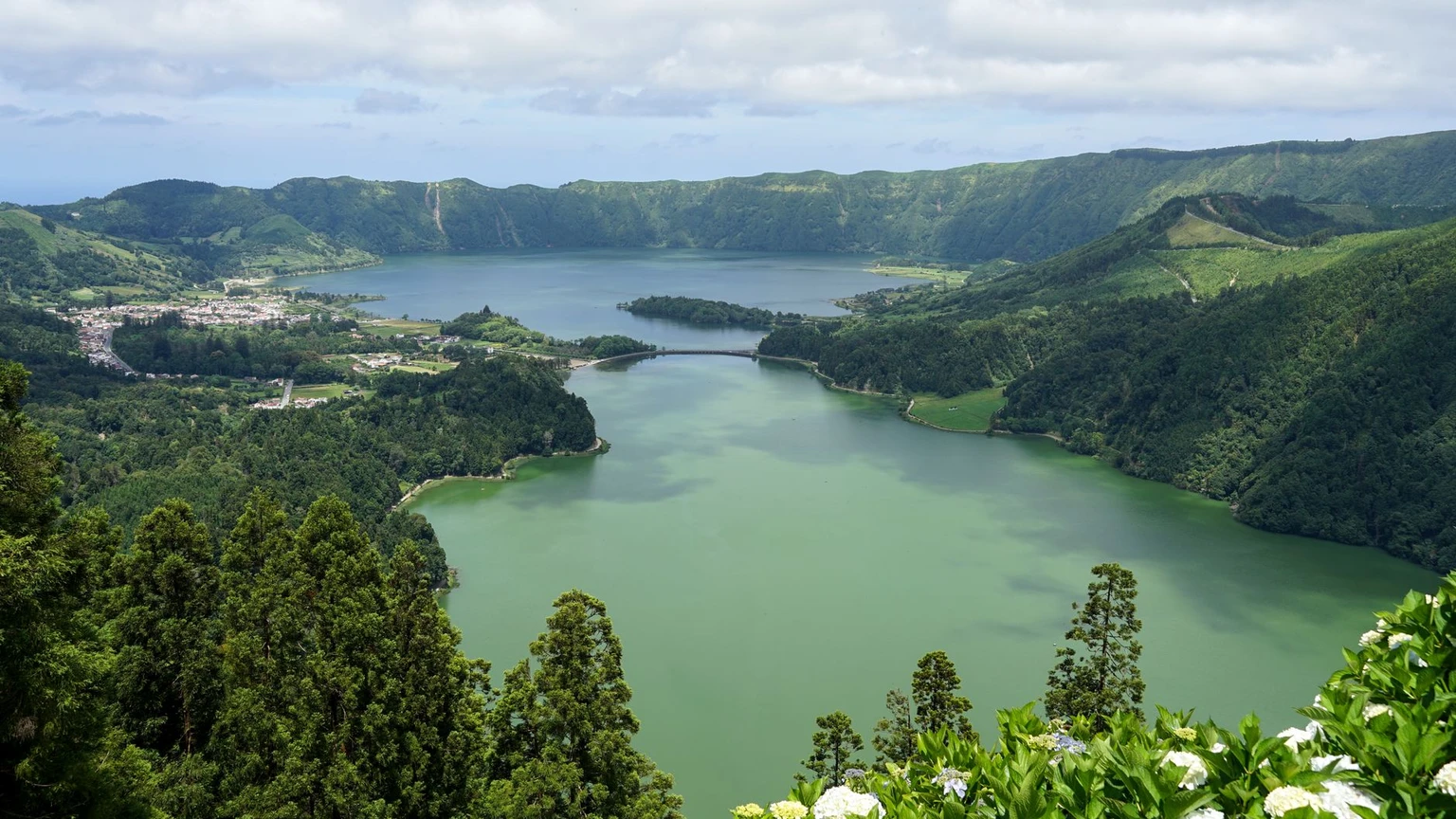 Azores: Whales and Volcanoes