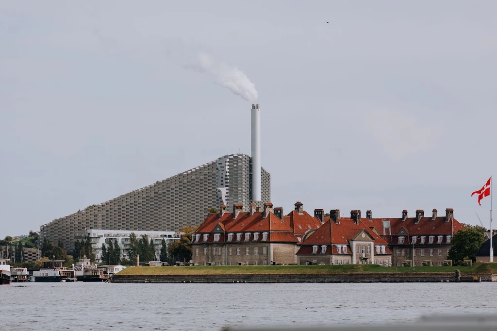 Climb a ski slope built on the roof of a working incinerator