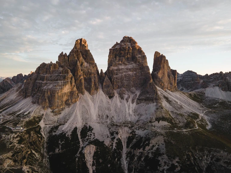 Walk around the Tre Cime at first light